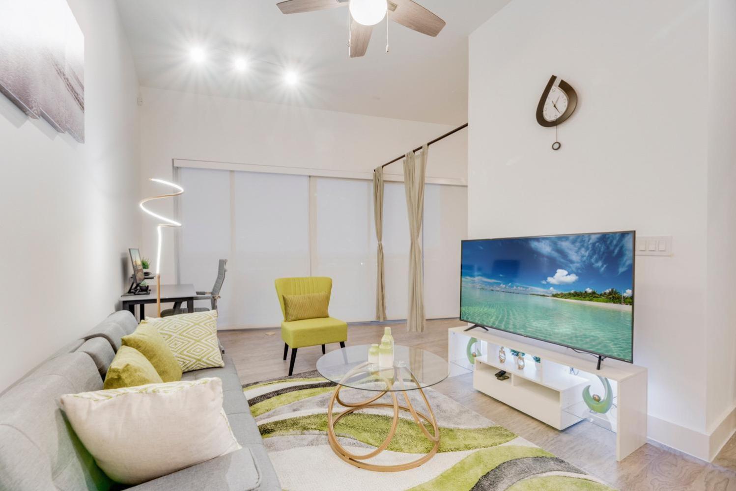 Snazzy Loft Style 2Br I Gym I Parking I Workspace Dallas Exterior photo