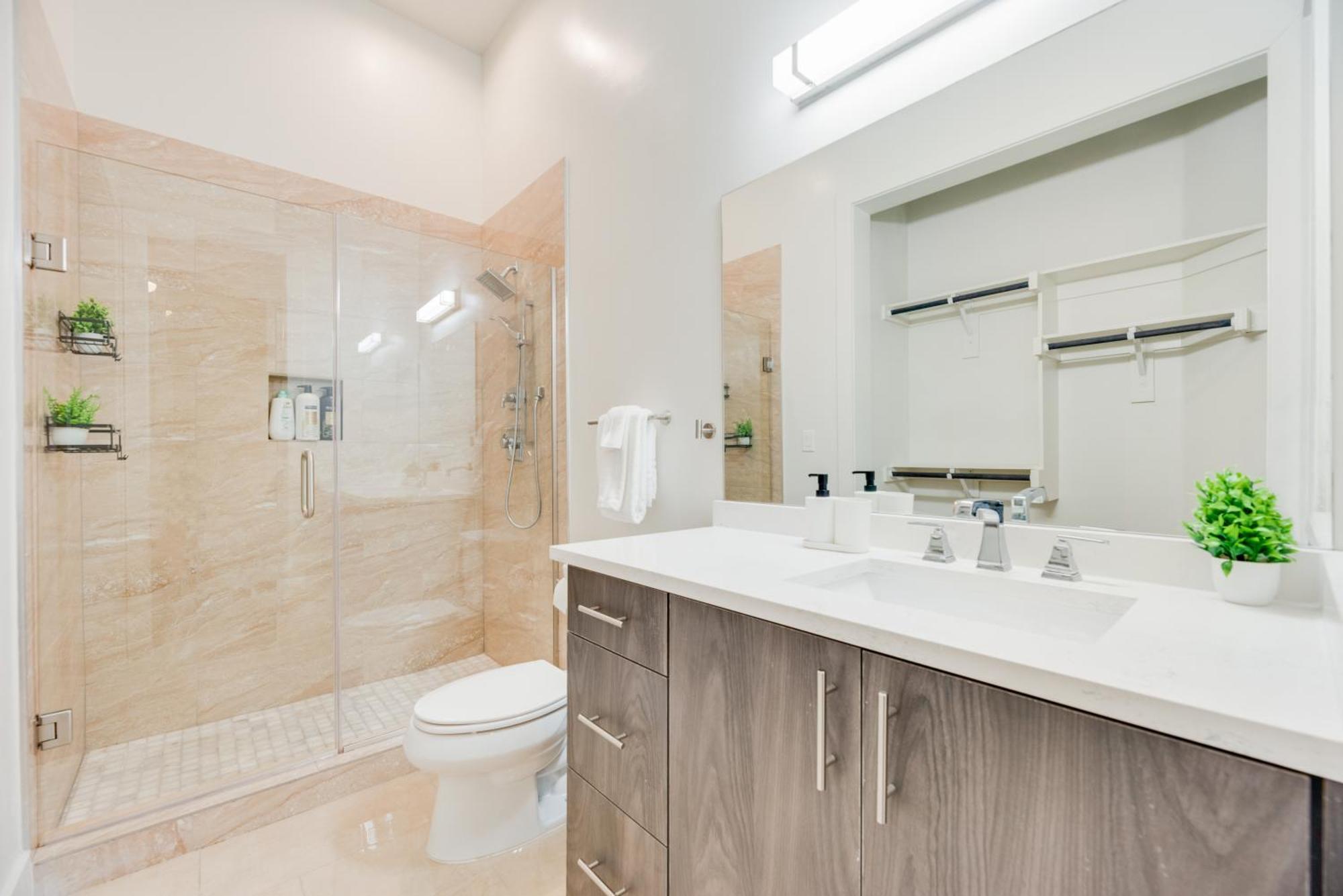 Snazzy Loft Style 2Br I Gym I Parking I Workspace Dallas Exterior photo